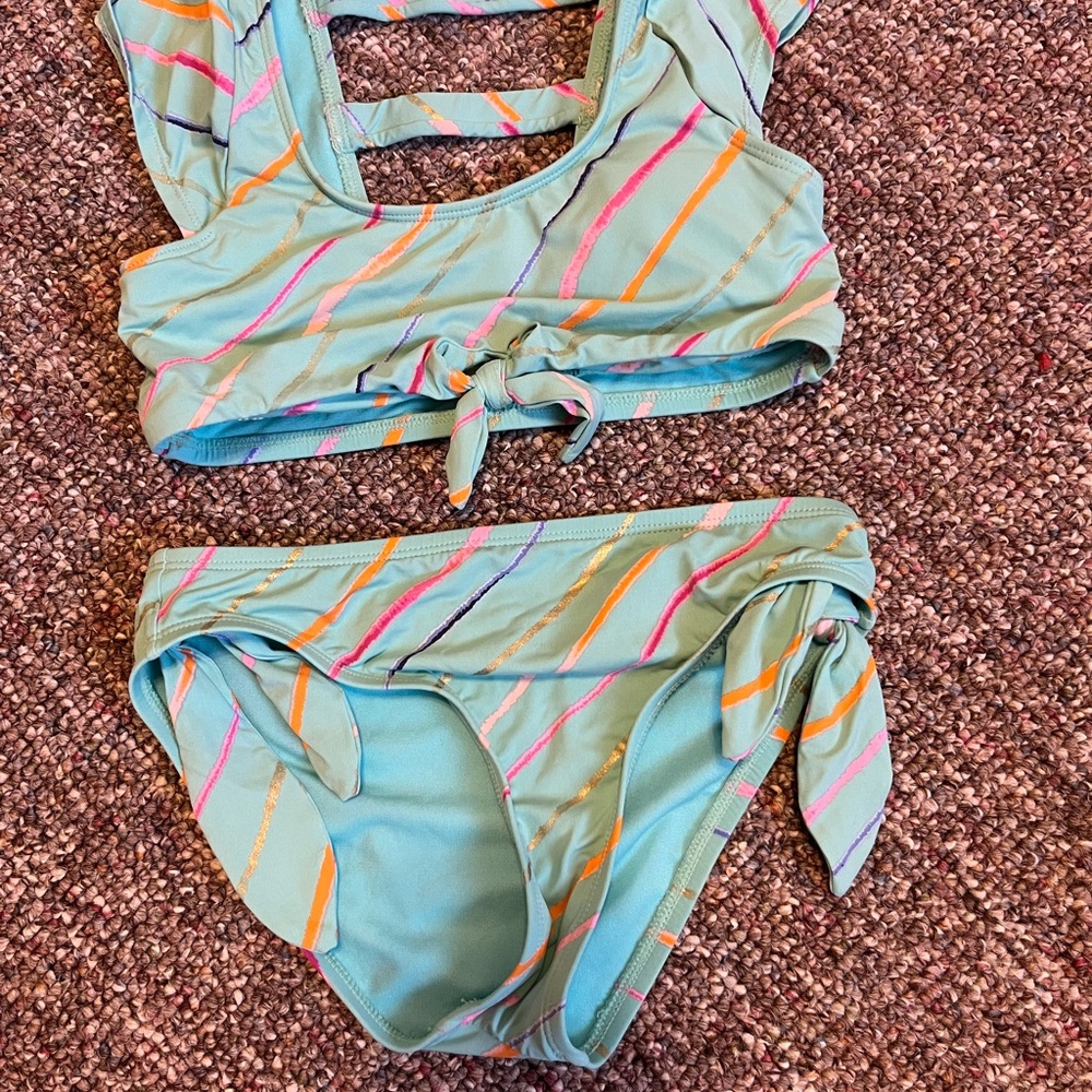 Target swimsuit - Picture 3 of 3